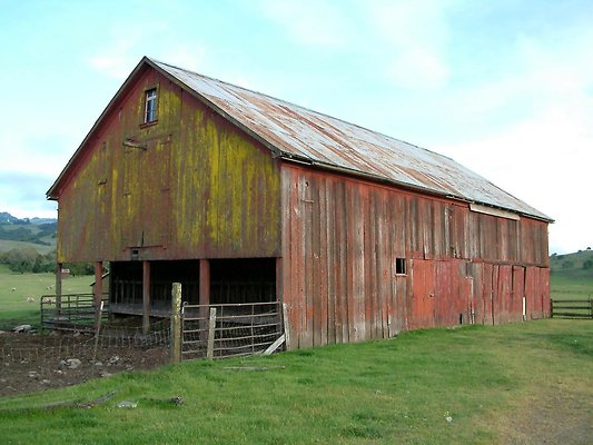 3. barn-Crane Ranch